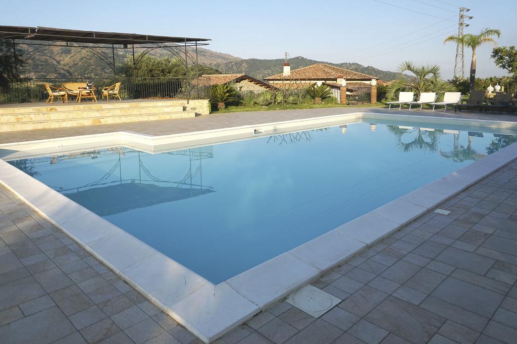 Taormina Villa Ibiscus Alcantara Gaggi Exterior photo